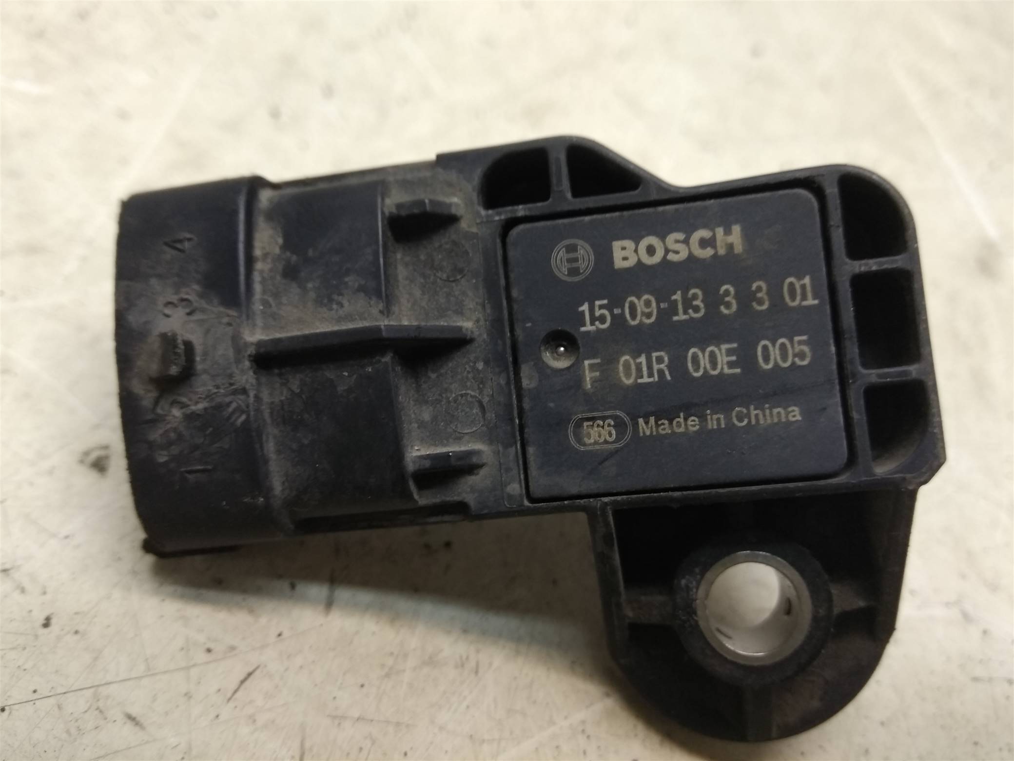 0281006102 датчик давления bosch