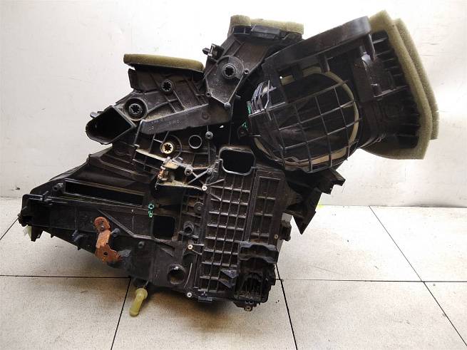  BV6Z19B555D