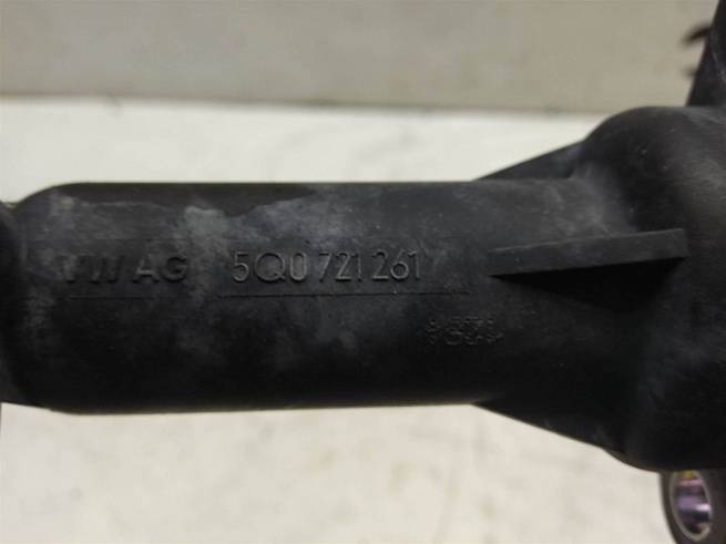  5Q0721261