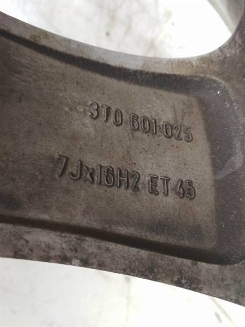  3T0601025