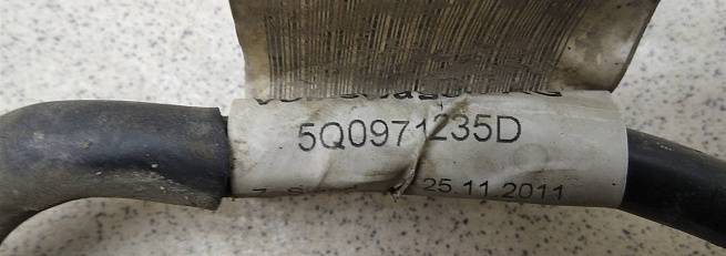  5Q0971235D