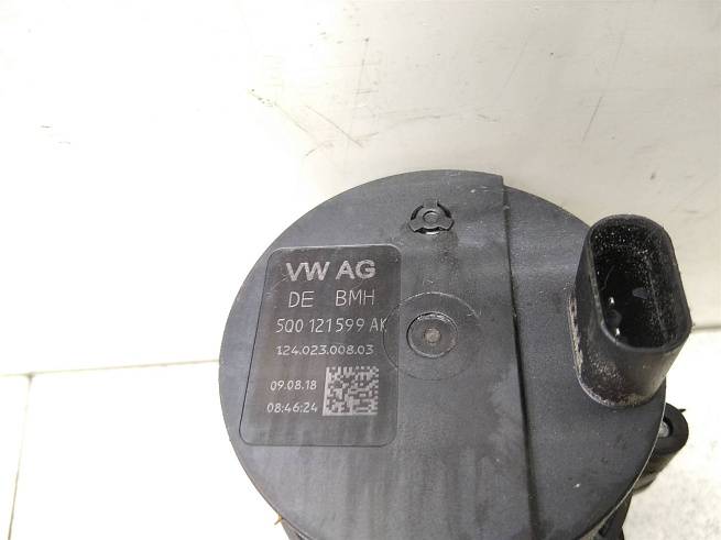  5Q0121599AK