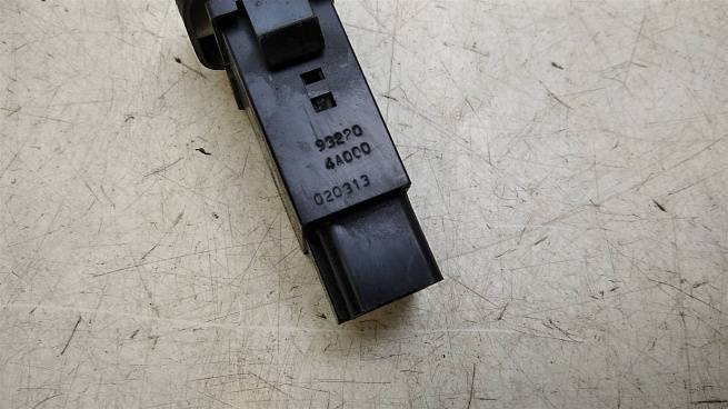  932204A000