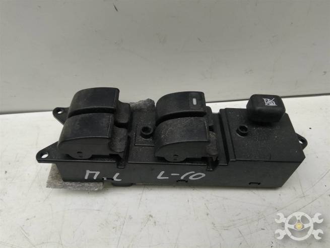  8608А176