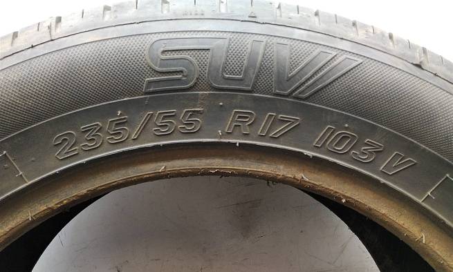  235/55/17