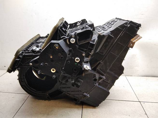  BV6Z19B555D
