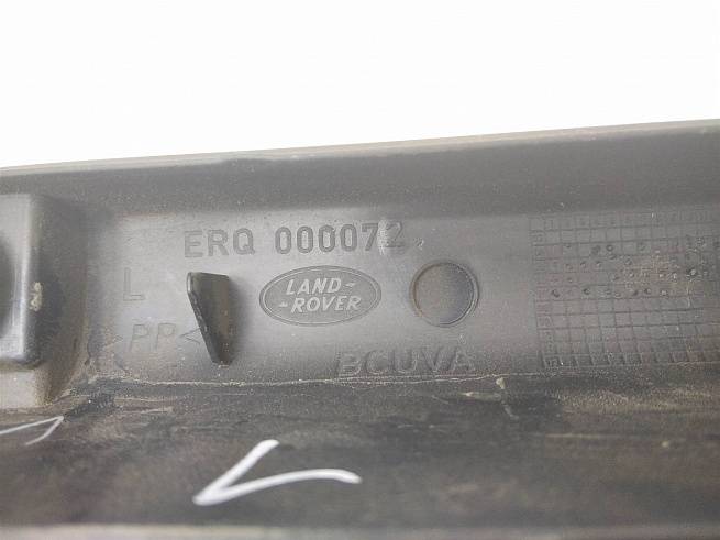 Обшивка двери багажника Land Rover Discovery IV 2009>  (УТ000158626) Land Rover Discovery IV 2009>  б/у - 800 руб. ERQ000072