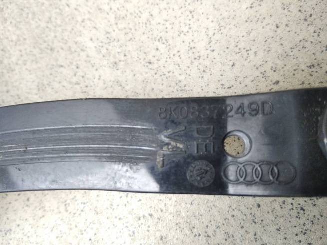  8K0837249D
