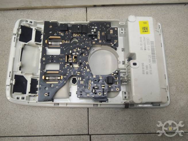 8T0947135BE