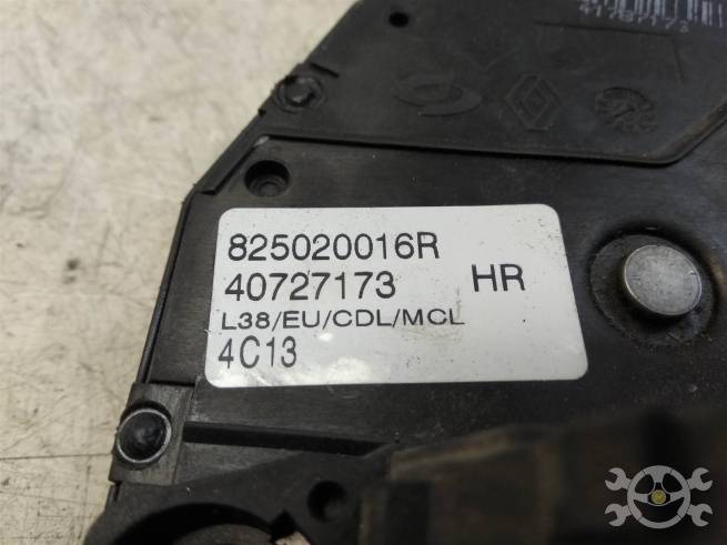  825020396R