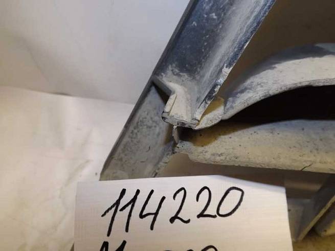  623100256R