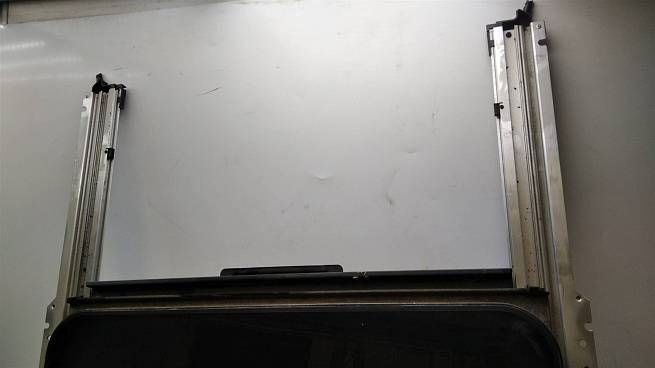  S5703010B2B03