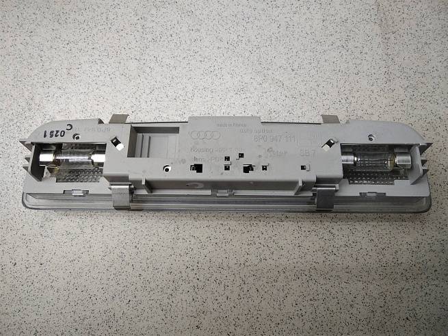  8P0947111