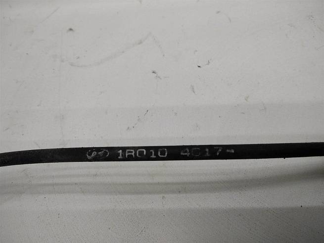  811901R000