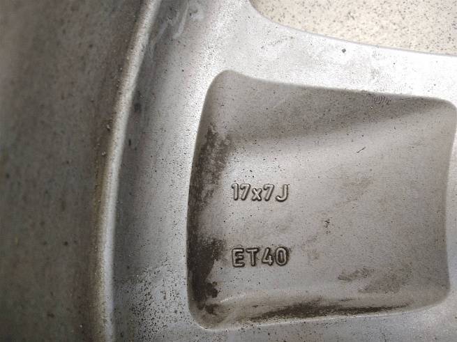  40300HV01A