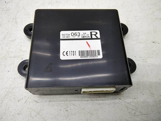  8670A063