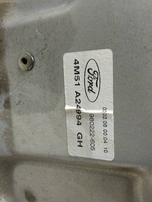  1738643