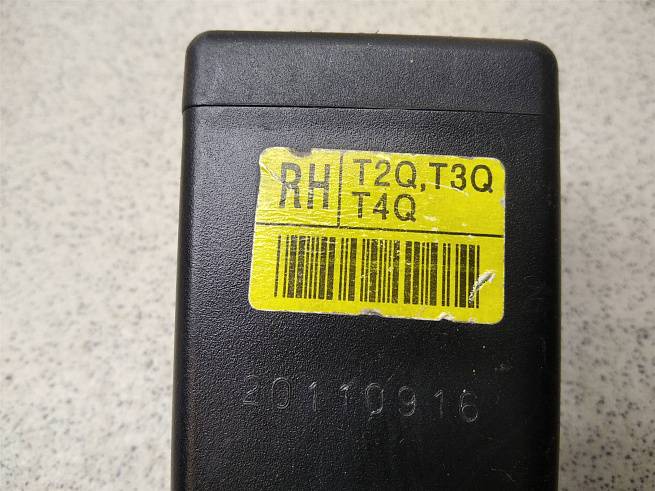  898301Y200EQ