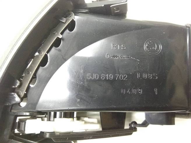  5J0819702L