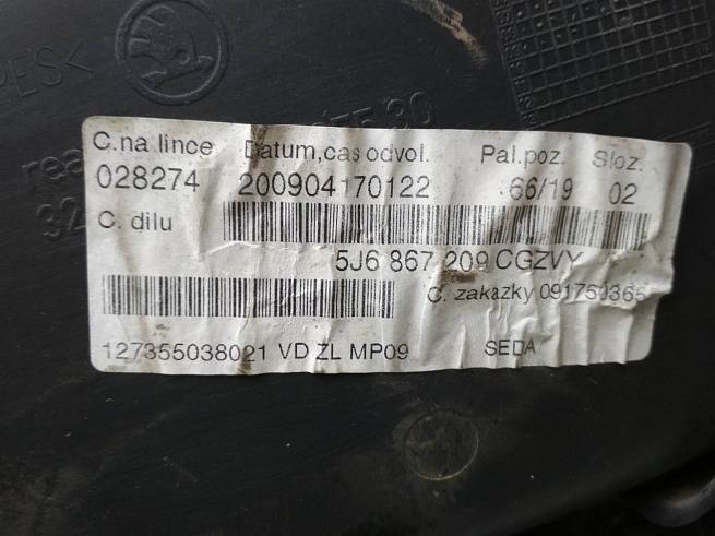  5J6867209
