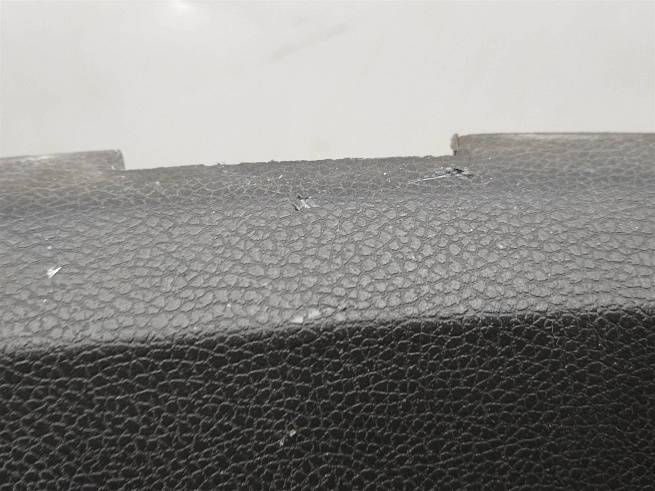  5J1857007