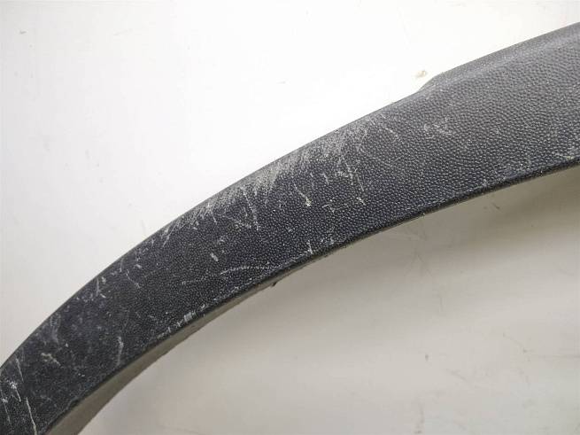  7P6854537