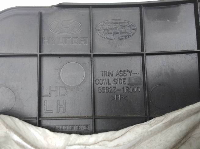  858231R000