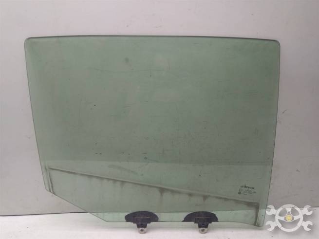  823000028R