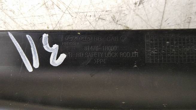  814761R000