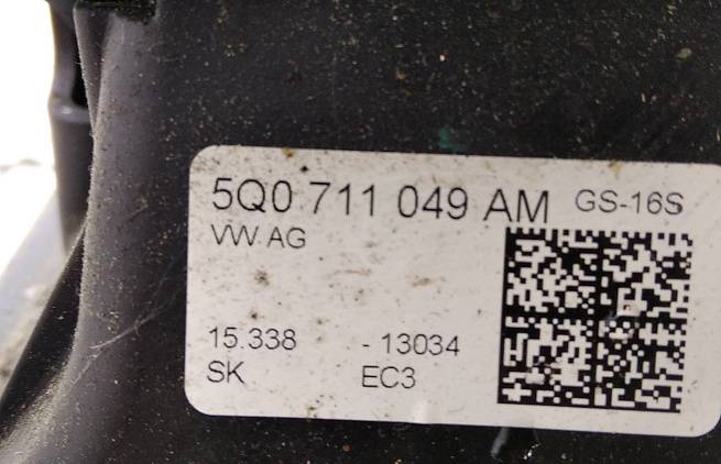  5Q0711049AM