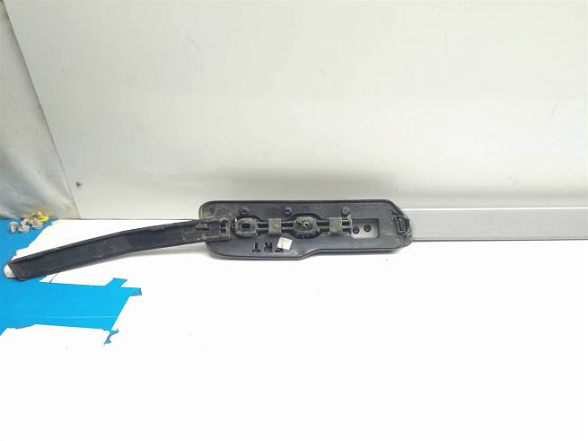  BB5Z7855114BA