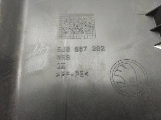  5J6867282