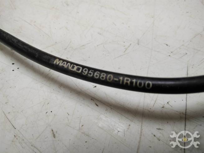  956801R000