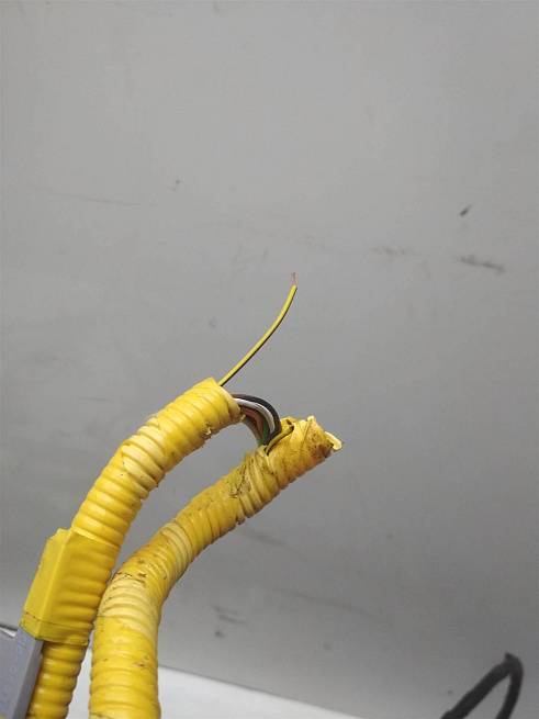  915204Y021