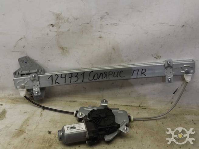  82404-0U010, 82404-1R110