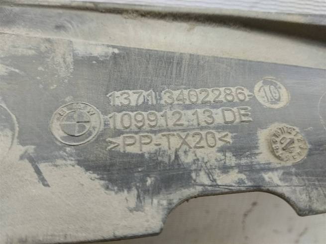  13713402286